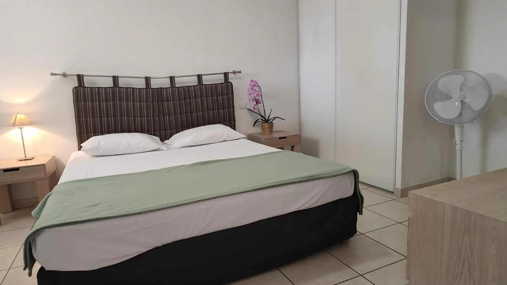 Le Manon Residence Hotel 씨니으